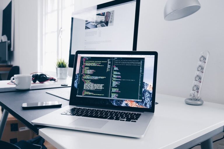 Integración de IA en plataformas de aprendizaje para mejorar la enseñanza de software a principiantes en PC